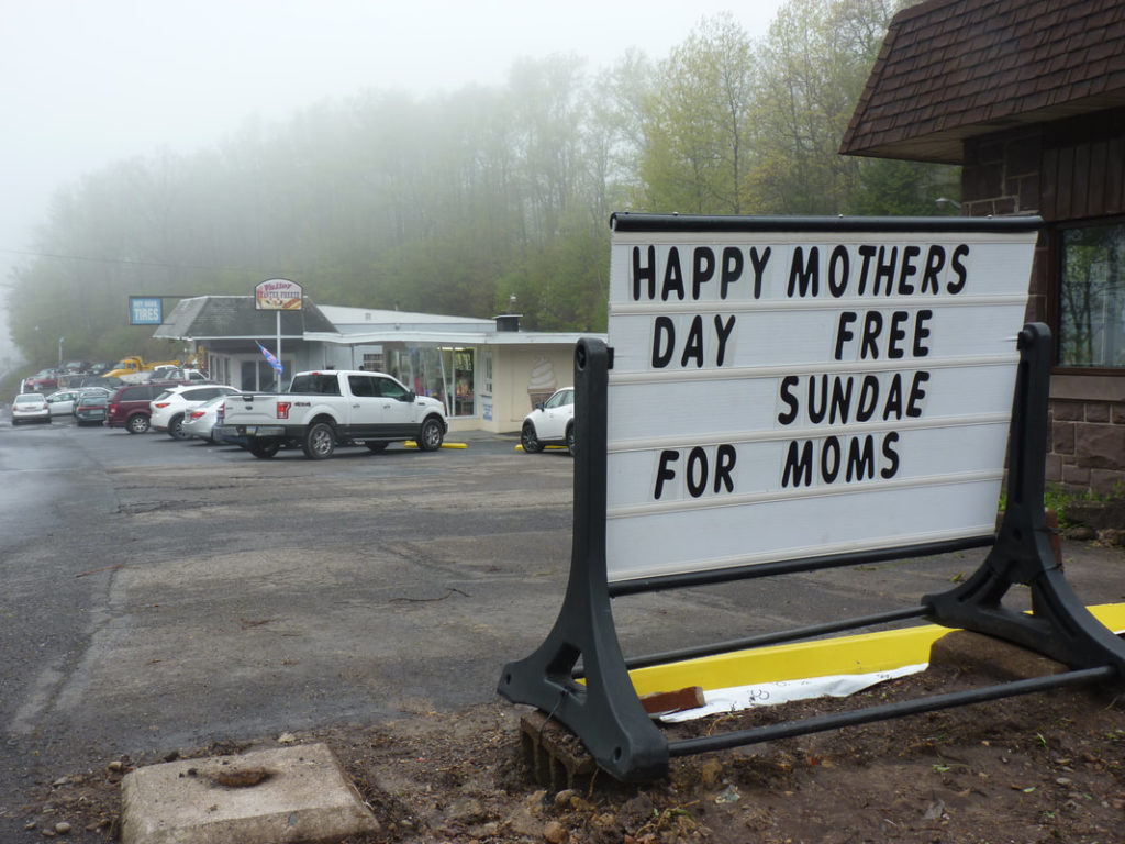 Shenandoah Area ice cream shops offer free sundaes to mothers on Mother