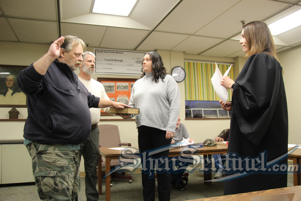 Russell, Berger sworn in at Frackville; council moves regular meetings